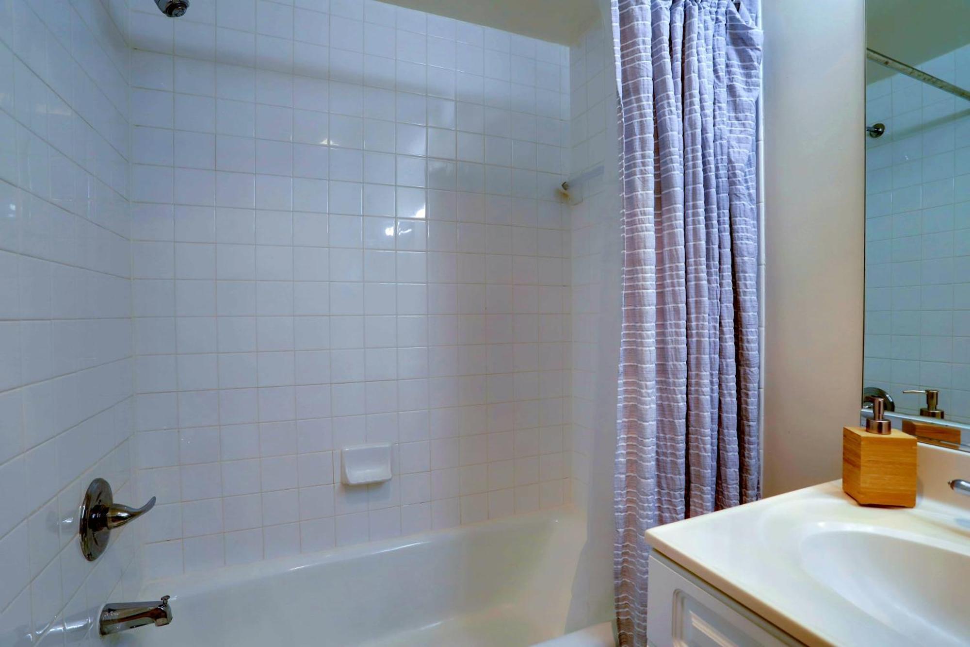 Fantastic 2 Bedroom Apartment With Gym At Arlington Zewnętrze zdjęcie